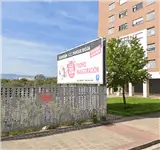 Vallas publicitarias en Los Lirios (Calle Tudela) en Logroño